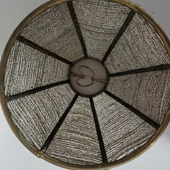 Brass beaded lamp shade - Picture 3 of 6